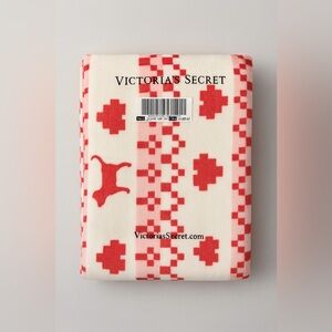 Victoria's Secret PINK Cozy Plush Blanket! BLANKET ONLY